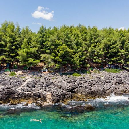 The Sea Cave Camping Otel Himarë Dış mekan fotoğraf