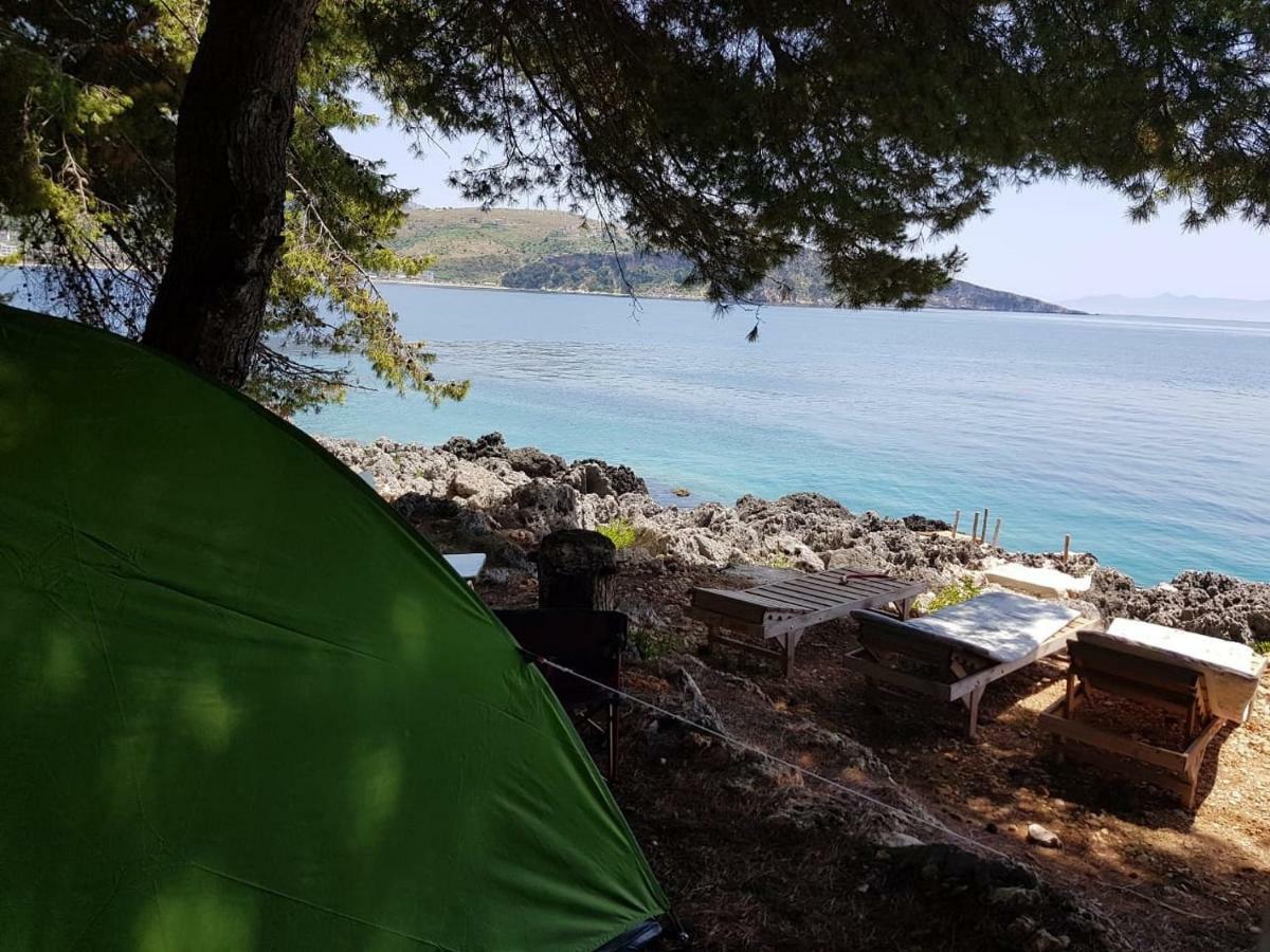 The Sea Cave Camping Otel Himarë Dış mekan fotoğraf