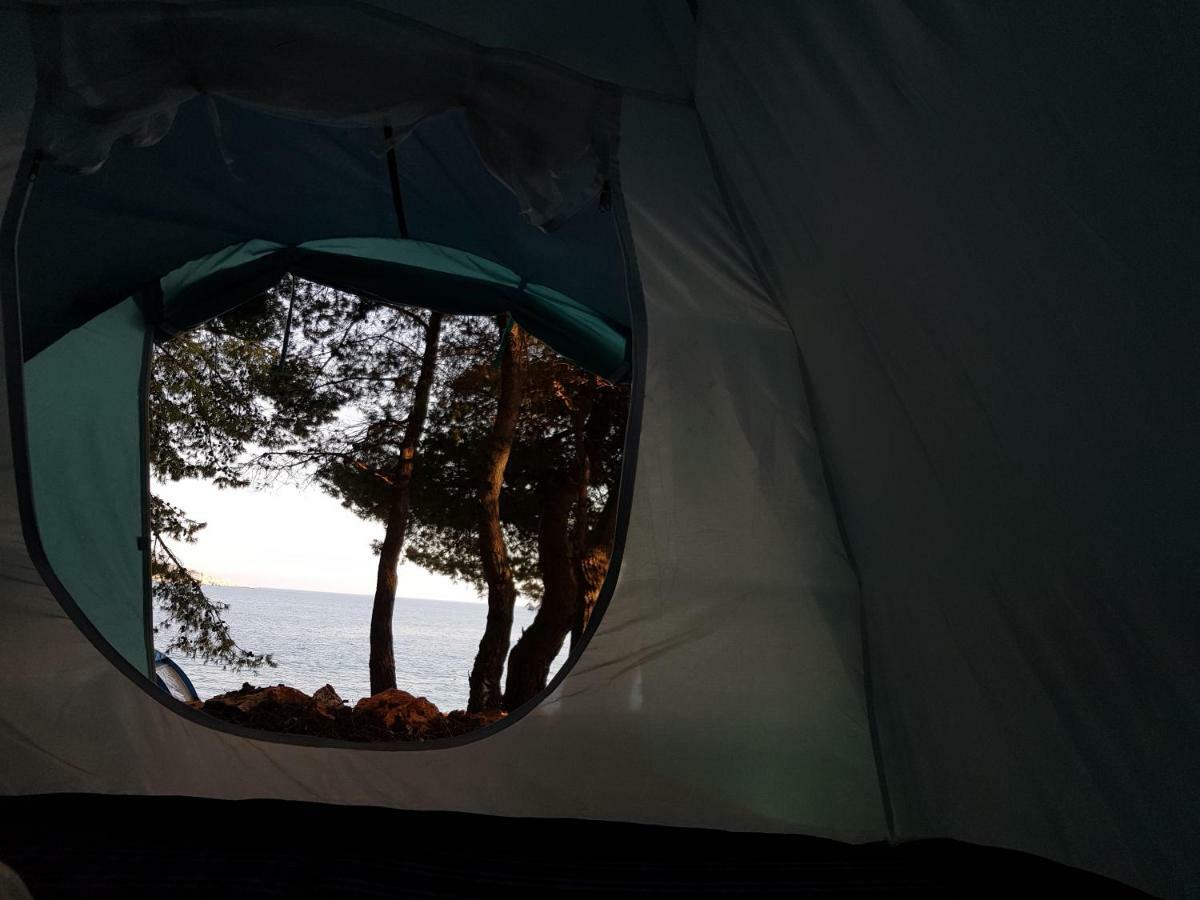 The Sea Cave Camping Otel Himarë Dış mekan fotoğraf